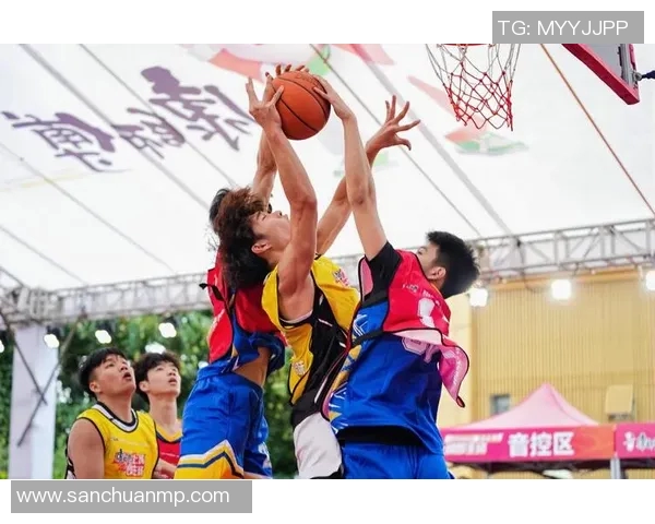 福建与四川篮球对决分析：战术布局与球员表现的全面解析