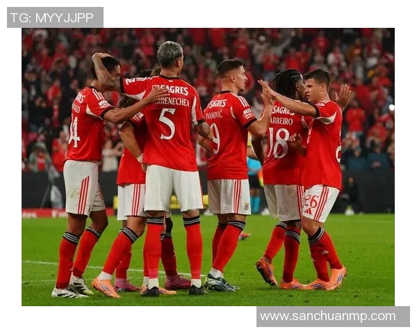 加拉塔萨雷对阵本菲卡精彩直播全程回顾与分析