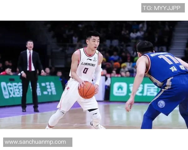 高诗岩：从青涩球员到篮球场上的耀眼明星之路与成长故事