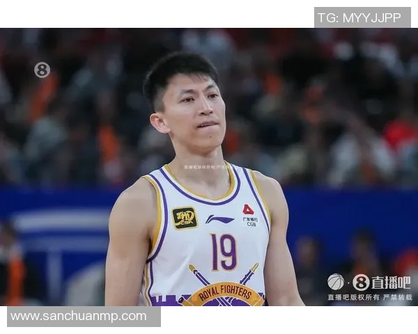 刘晓宇的成长之路:从篮球新星到职业生涯的辉煌转折 刘晓宇的成长之路:从篮球新星到职业生涯的辉煌转折